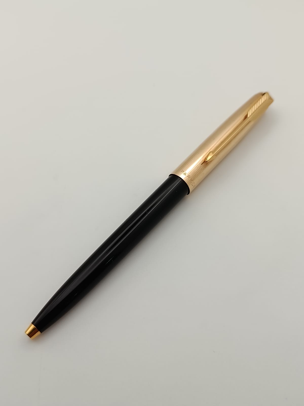 قلم باركر 51 (Parker 51) كلاسيكي أصلي - جديد كلياً مخزن بالعلبة الأصلية